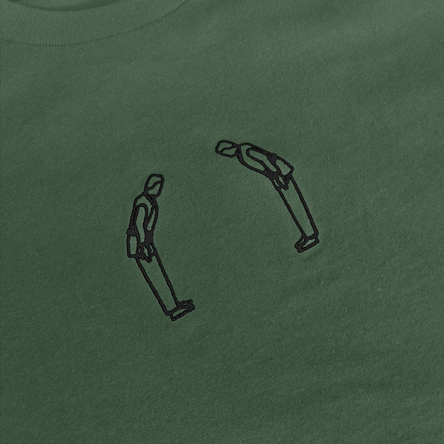 'Rei' Embroidered T-shirt - Military Green & Black