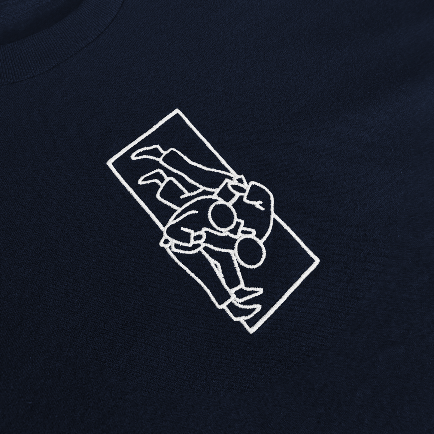 'Tachi' Embroidered T-shirt - Navy & White
