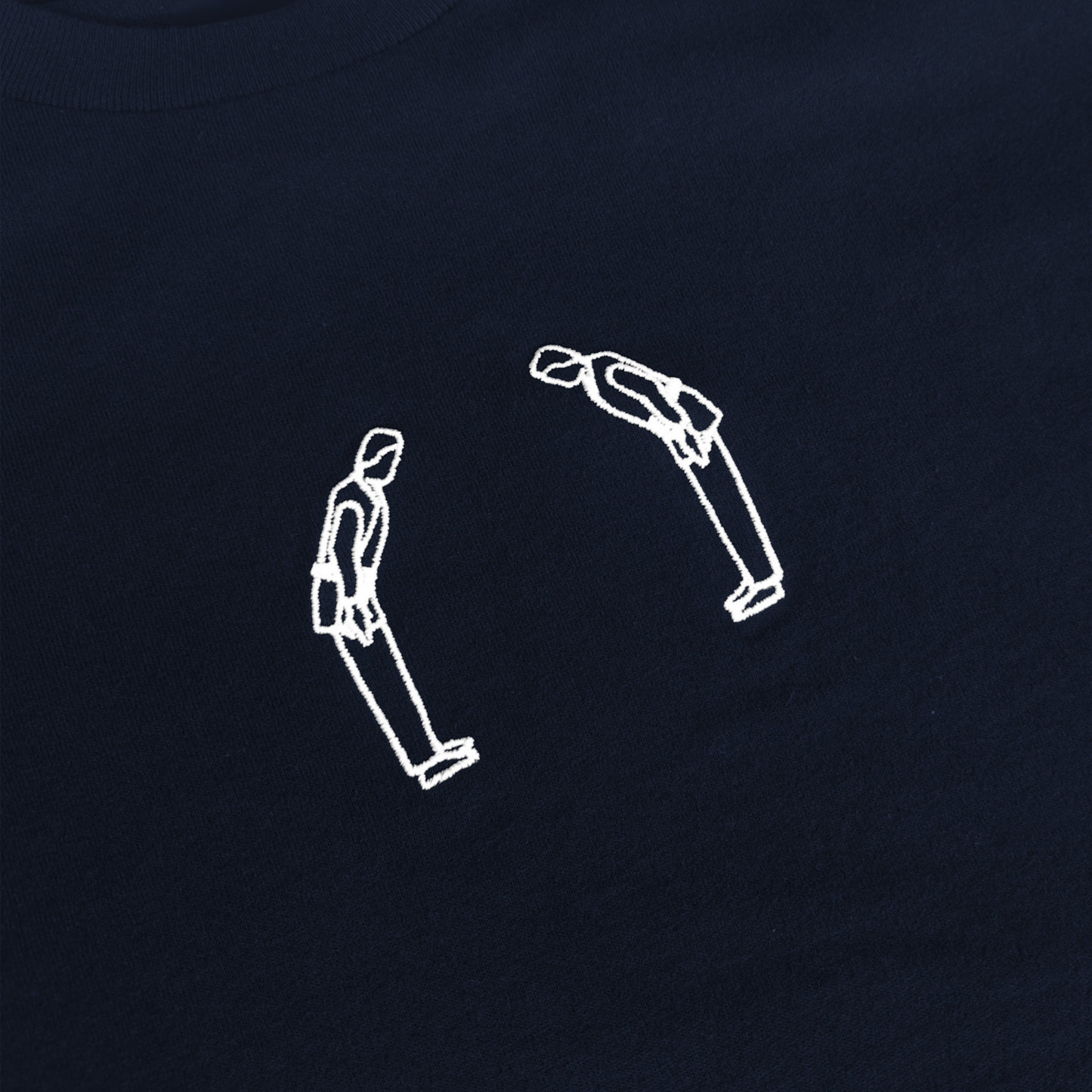 'Rei' Embroidered T-shirt - Navy & White
